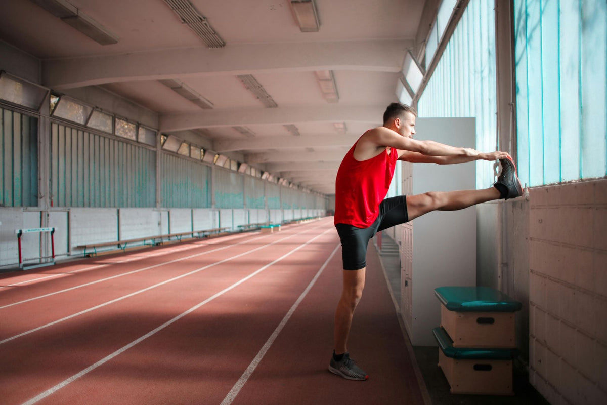 Compression Gear Explained: Does It Actually Improve Athletic Performance or Just Recovery?