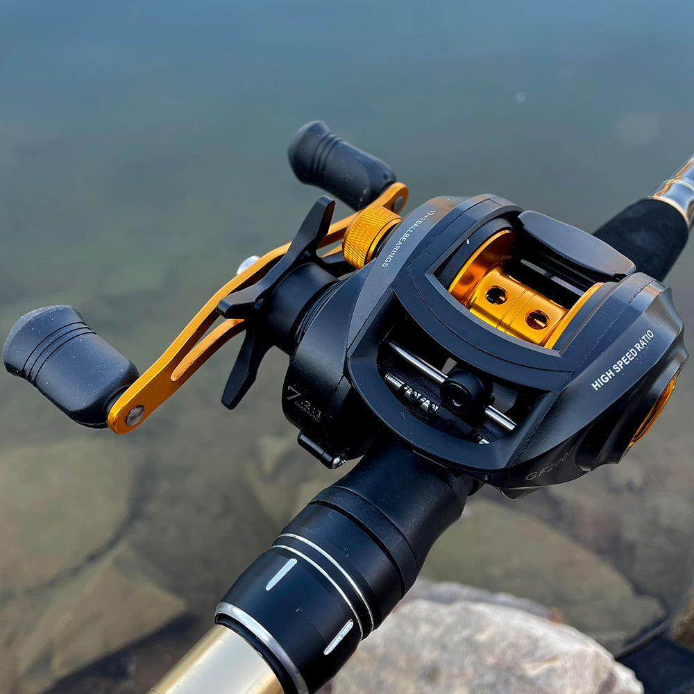 Carrete de baitcasting con freno máximo de 8 kg