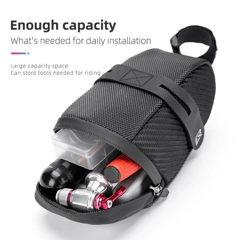 Wasserdichte Fahrradhecktasche mit Reflektorstreifen und erweiterbarem Fassungsvermögen