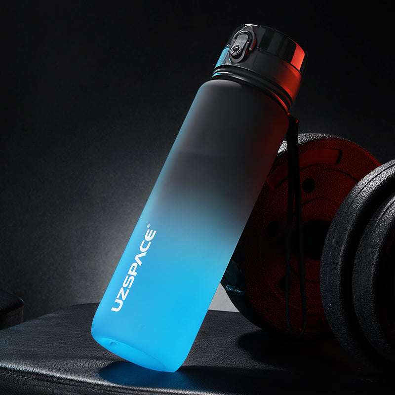 Neue Sport-Wasserflasche