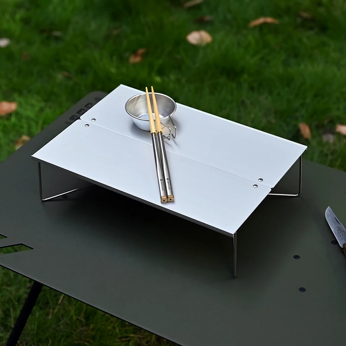 Tragbarer Campingtisch aus Aluminium