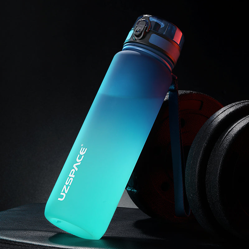 Neue Sport-Wasserflasche