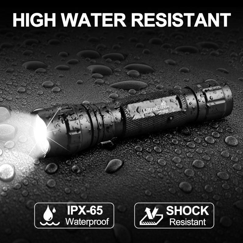 Linterna LED táctica de 1200 lúmenes con funda y batería recargable
