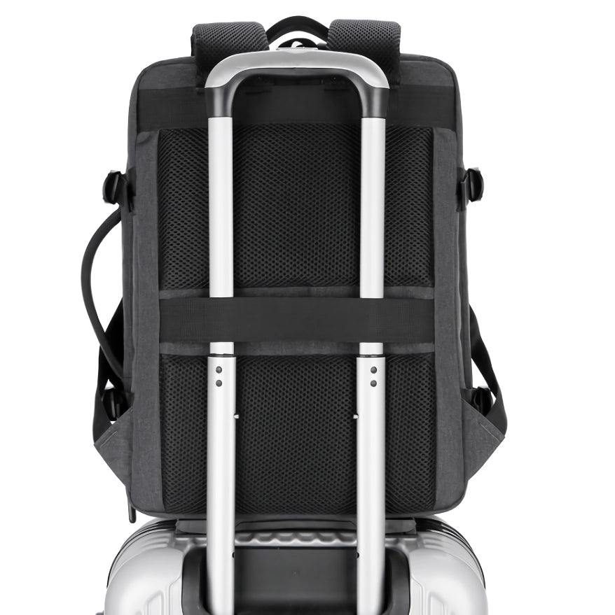 Klassischer erweiterbarer Reiserucksack mit USB-Ladeanschluss