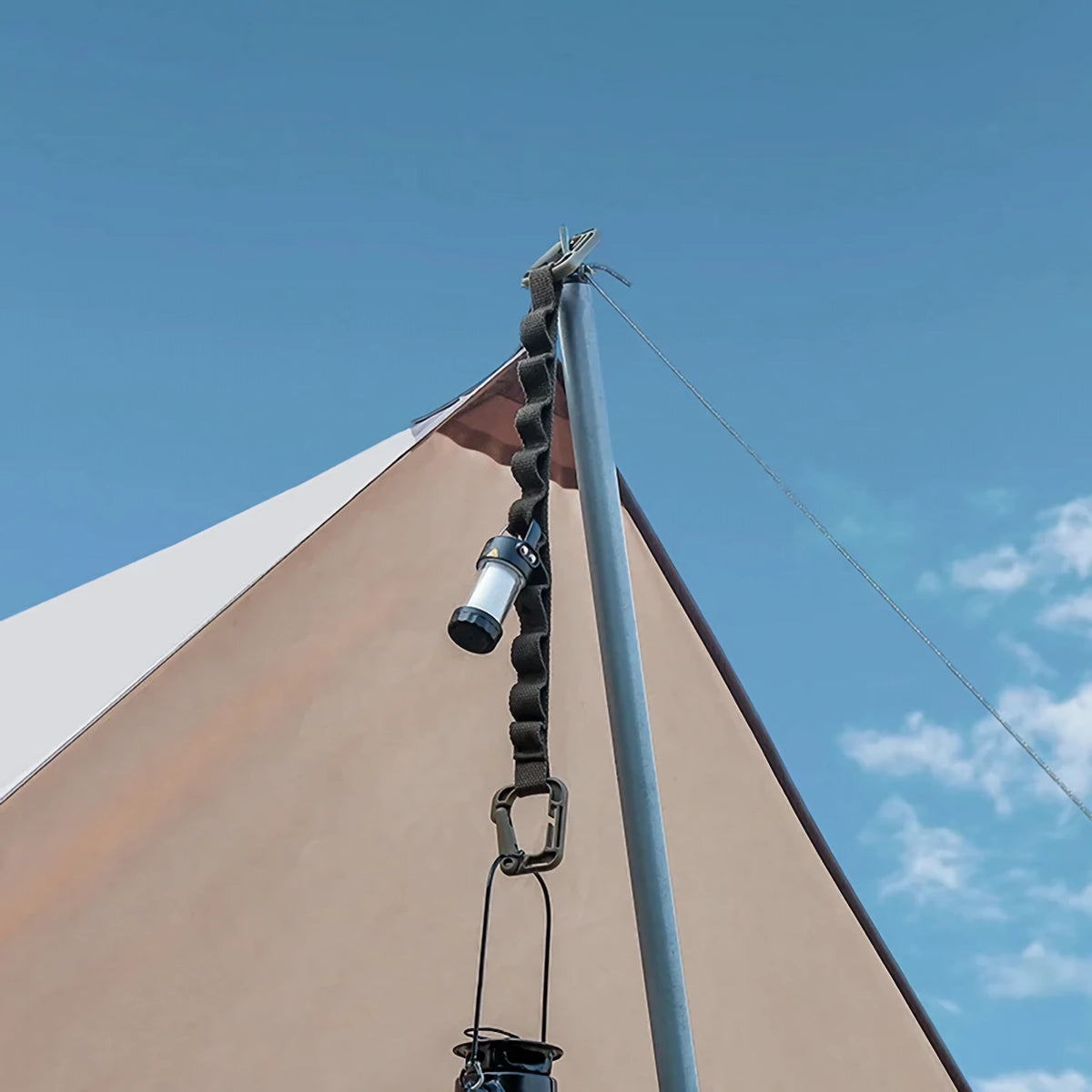 Verstellbarer Campinggurt mit Multi-Ring-Design
