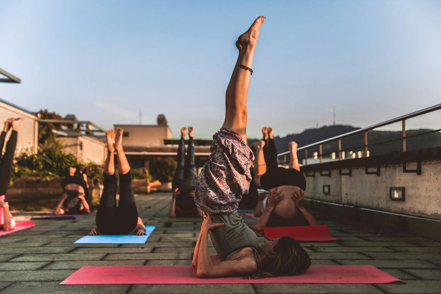 Essential Tips for Choosing the Perfect Outdoor Yoga Clothing