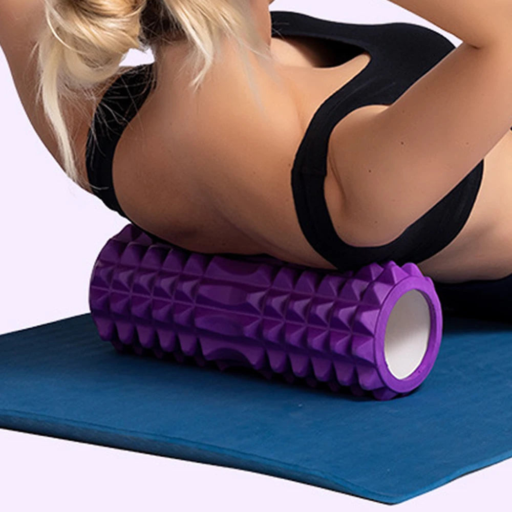 Kompakte Fitness-Yoga-Schaumstoffrolle – umweltfreundliches, vielseitig einsetzbares Massage- und Trainingsgerät