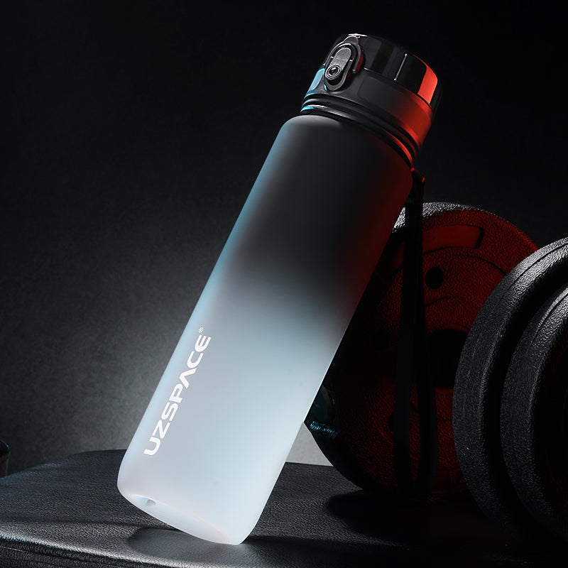 Neue Sport-Wasserflasche