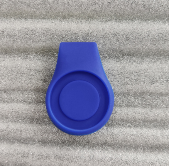 Silicone Golf Hat Clip Ball Marker Holder - Blue Force Sports