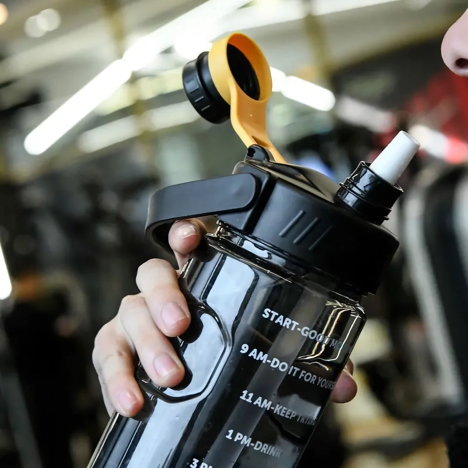 Sport-Wasserbecher mit großem Fassungsvermögen