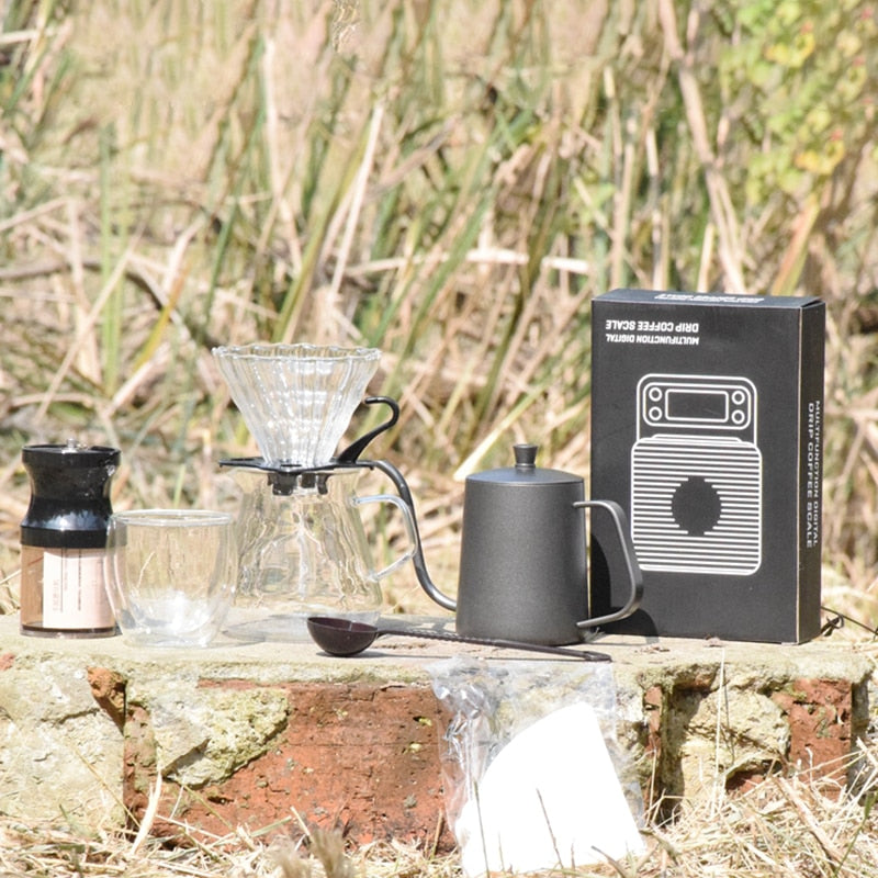 10-teiliges Premium Reisekaffeeset: Handmühle, Tassen &amp; Filter in PU-Tasche