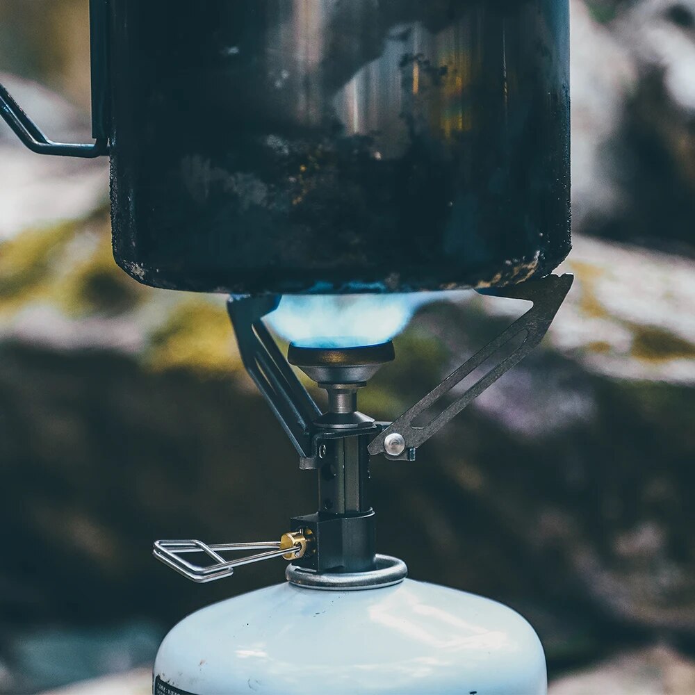 Ultraleichter Mini-Gaskocher aus Titan für Camping und Outdoor-Aktivitäten