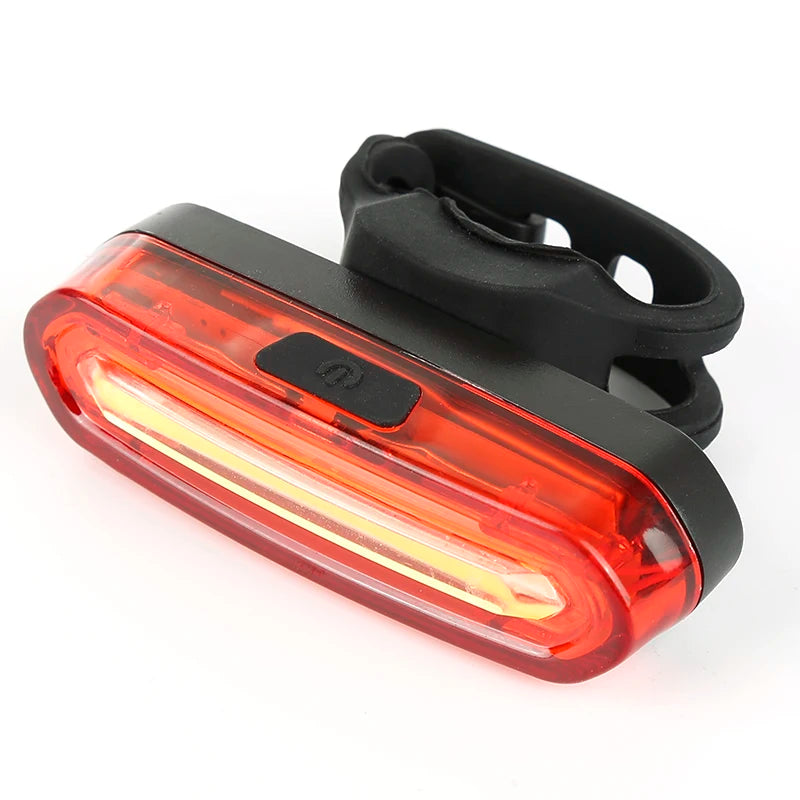 Wiederaufladbares LED-Rücklicht für Nachtfahrten per USB
