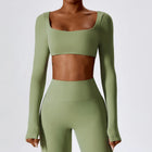 Langärmliges bauchfreies Yoga-Shirt