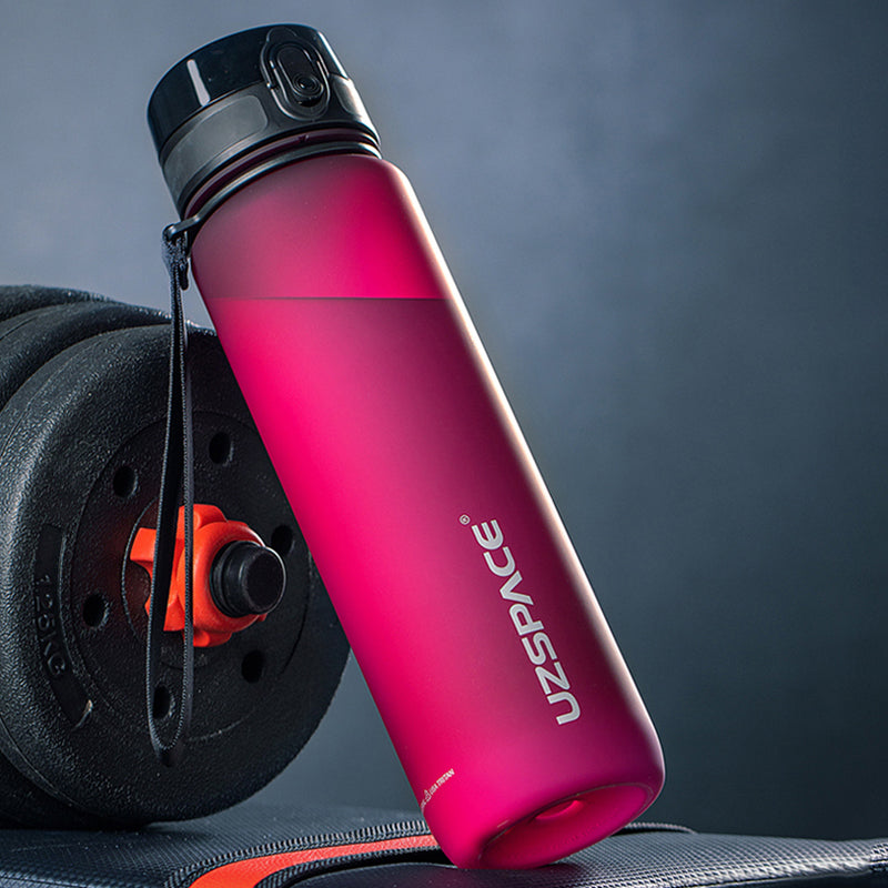 Neue Sport-Wasserflasche